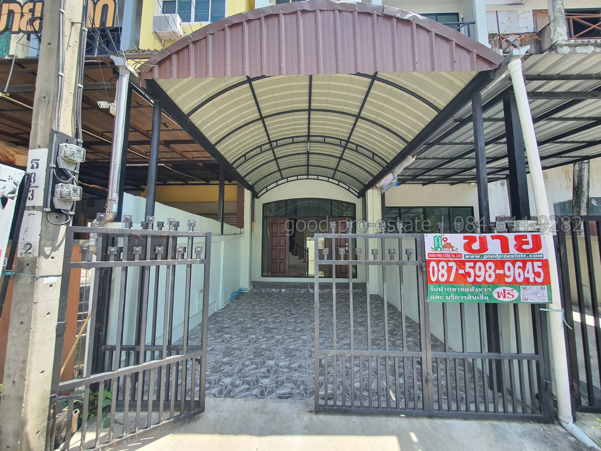 ทาวน์โฮม 3 ชั้น รีโนเวทใหม่ทั้งหลัง บรมราชชนนี 119 | 4 ห้องนอน 3 ห้องน้ำ เพดานสูง บ้านไม่ร้อน โครงสร้างแข็งแรง พร้อมอยู่ ใกล้มหิดล ทำเลดีน่าอยู่! - รูป 5