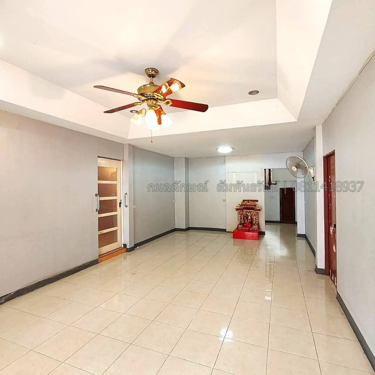 ✨ ขายบ้านเดี่ยว 54 ตร.วา หมู่บ้าน ช.รุ่งเรือง 6  | ถนนเมน | 6 ห้องนอน | พร้อมอยู่ ใกล้ MRT & เซ็นทรัลเวสต์เกต - รูป 2